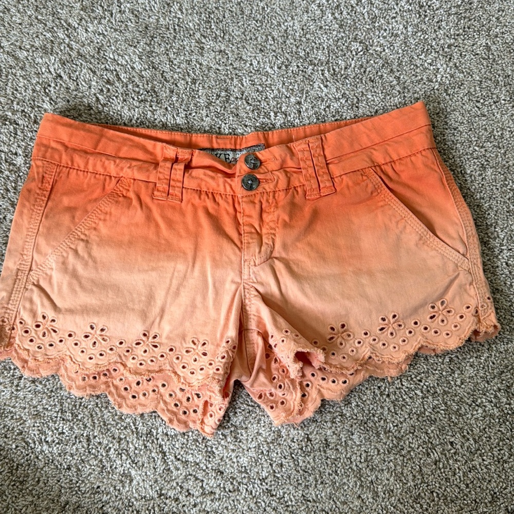 BKE women’s shorts size 27
